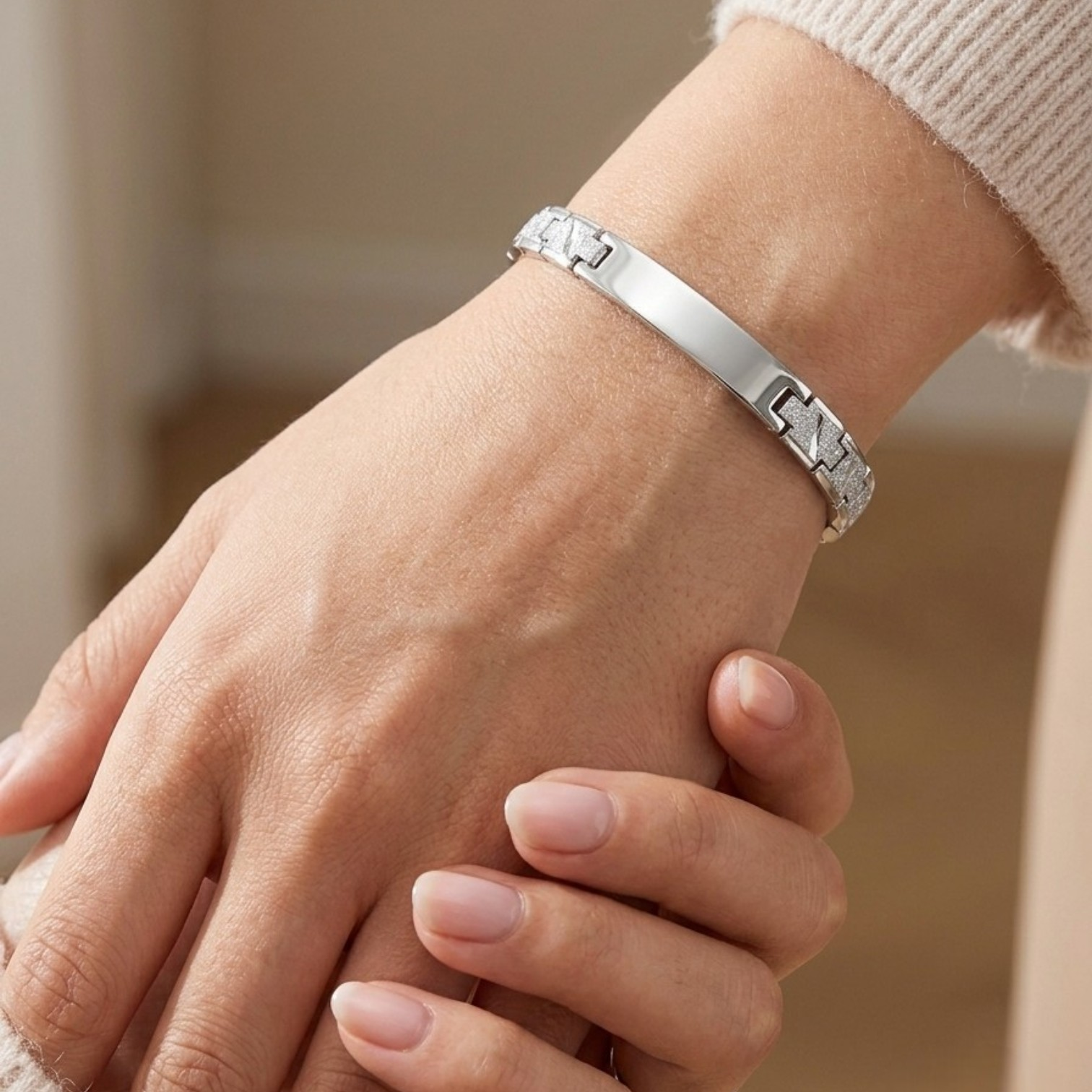 Pulsera de Acero Inoxidable Personalizable para Hombre y Mujer – Grabado Láser con Placa de 4 cm, Diseño Elegante y Regalo Original