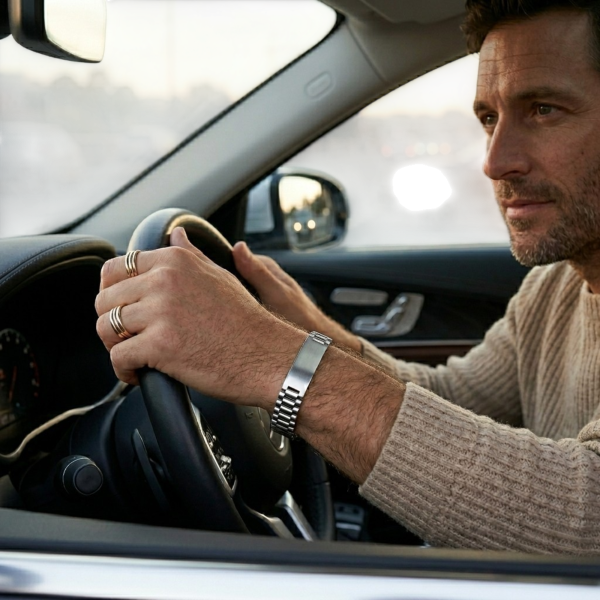 Pulsera Personalizable de Acero con Grabado – Brazalete de Eslabones para Hombre con Placa Grabable · Regalo Original - Imagen 3