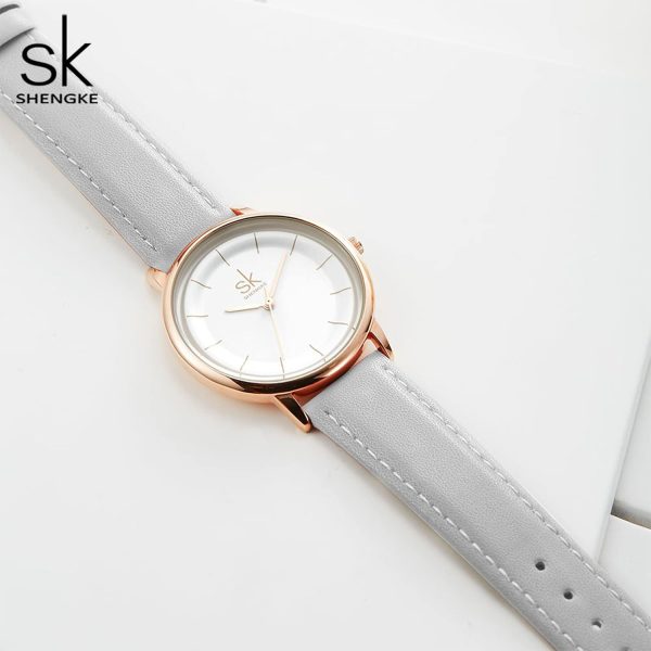 SHENGKE Reloj de pulsera de cuarzo para mujer