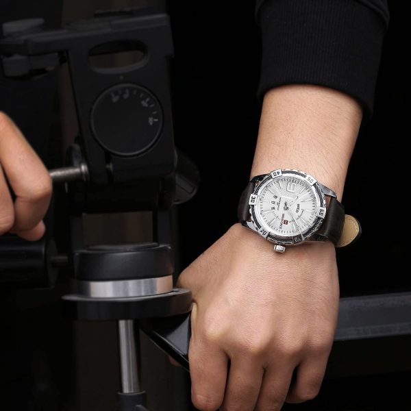 Naviforce Hombres de Lujo Relojes Deportivos Relojes de Cuarzo de Cuero a Prueba de Agua Reloj de Oro Fecha